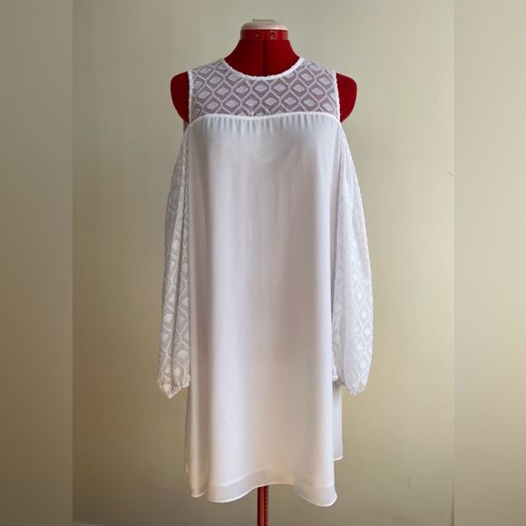 BCBGMAXAZRIA Cherie Cold Shoulder Dress - Picture 2 of 8